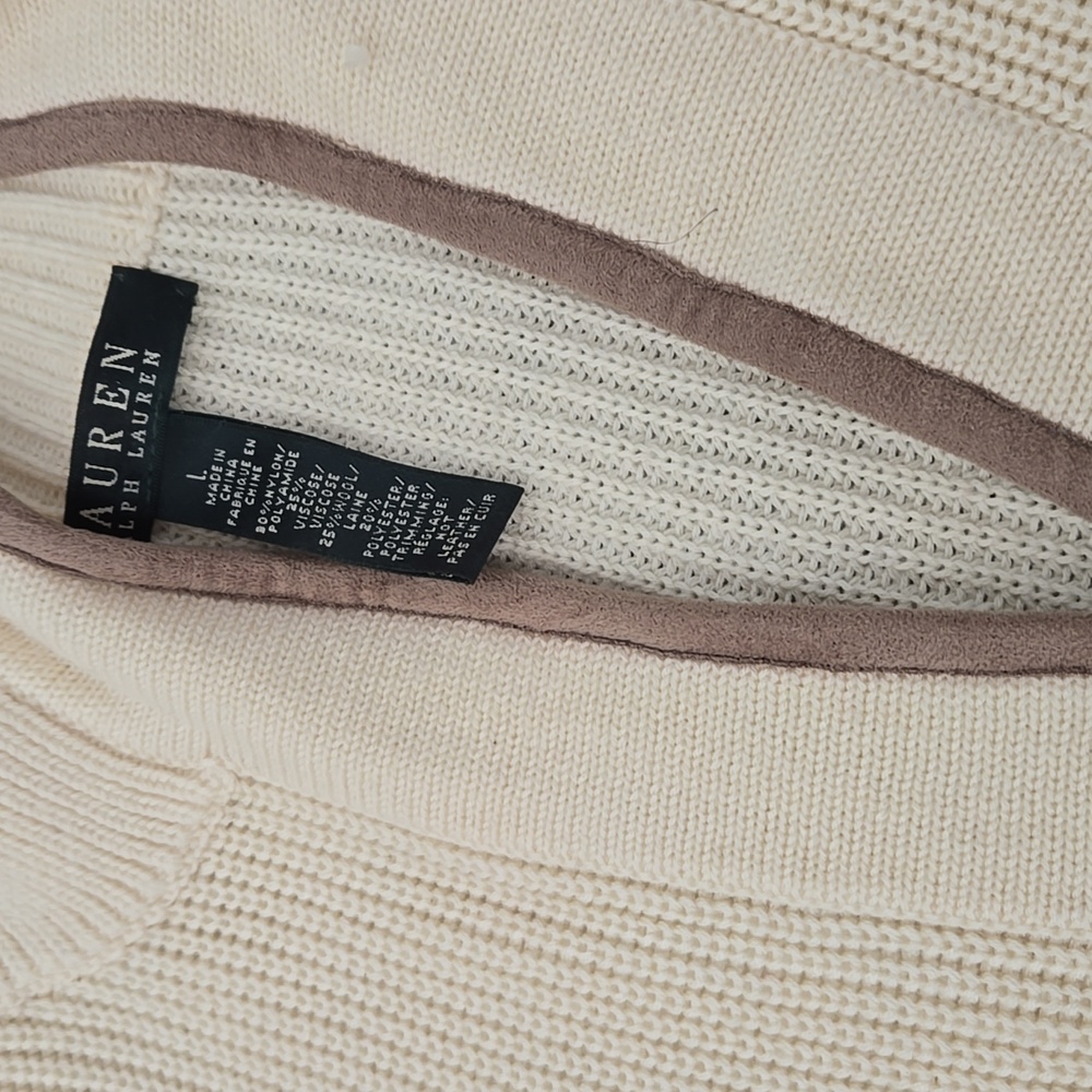 Sweater - Picture 3 of 4